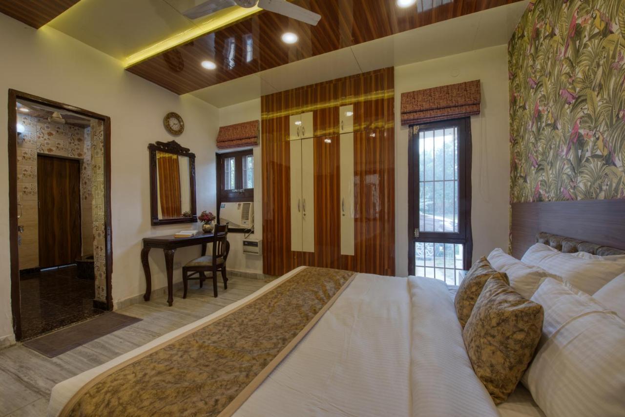 Sunahari Bagh - Pool Farm Retreat @ Γκουργκάον Εξωτερικό φωτογραφία